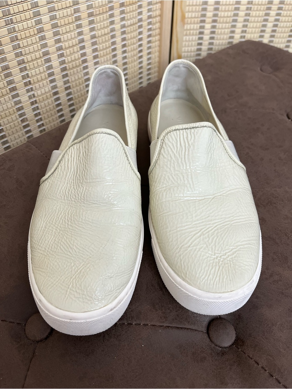 Vince Off-White Textured Leather Slip-On Sneakers sz8